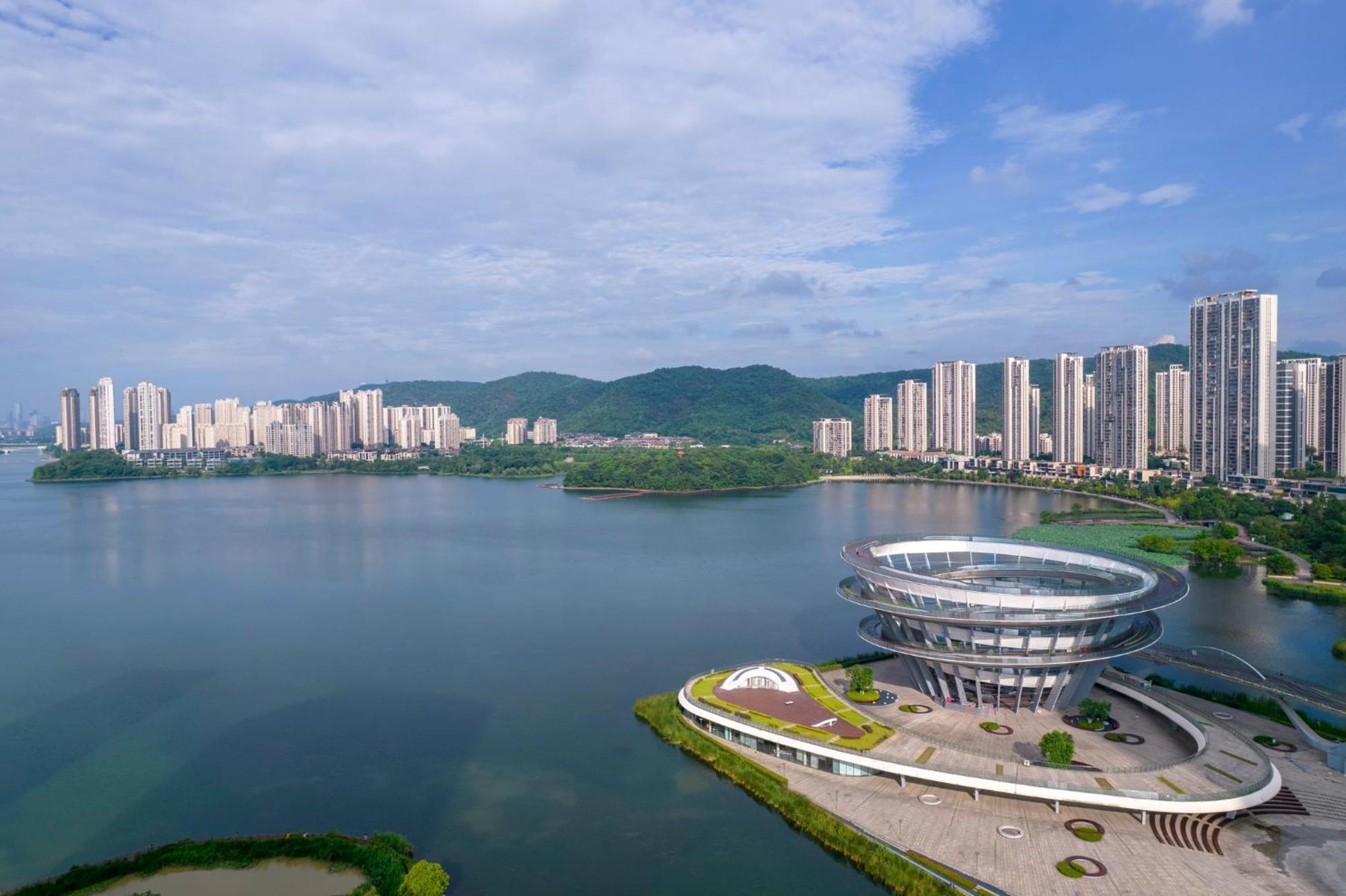 Hotel Indigo Changsha Meixi Lake Экстерьер фото